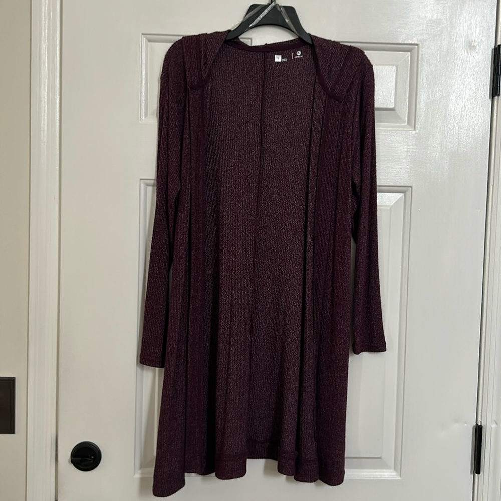 YOGA MAROON JACKET/SWEATER/CARDIGAN w/ Hood - size small - very gently used